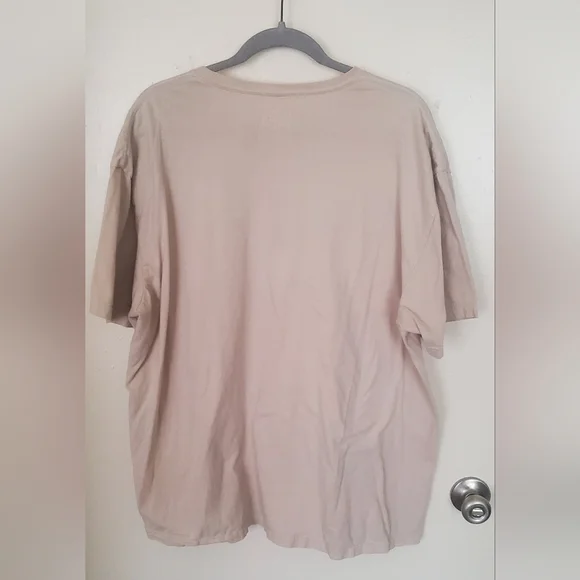 Womens Tan Winnie the Pooh T-Shirt 2X - Picture 2 of 2